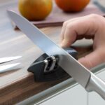KOMPAKTNO OŠTRILO ZA NOŽEVE KNEDHGER INNOVAGOODS